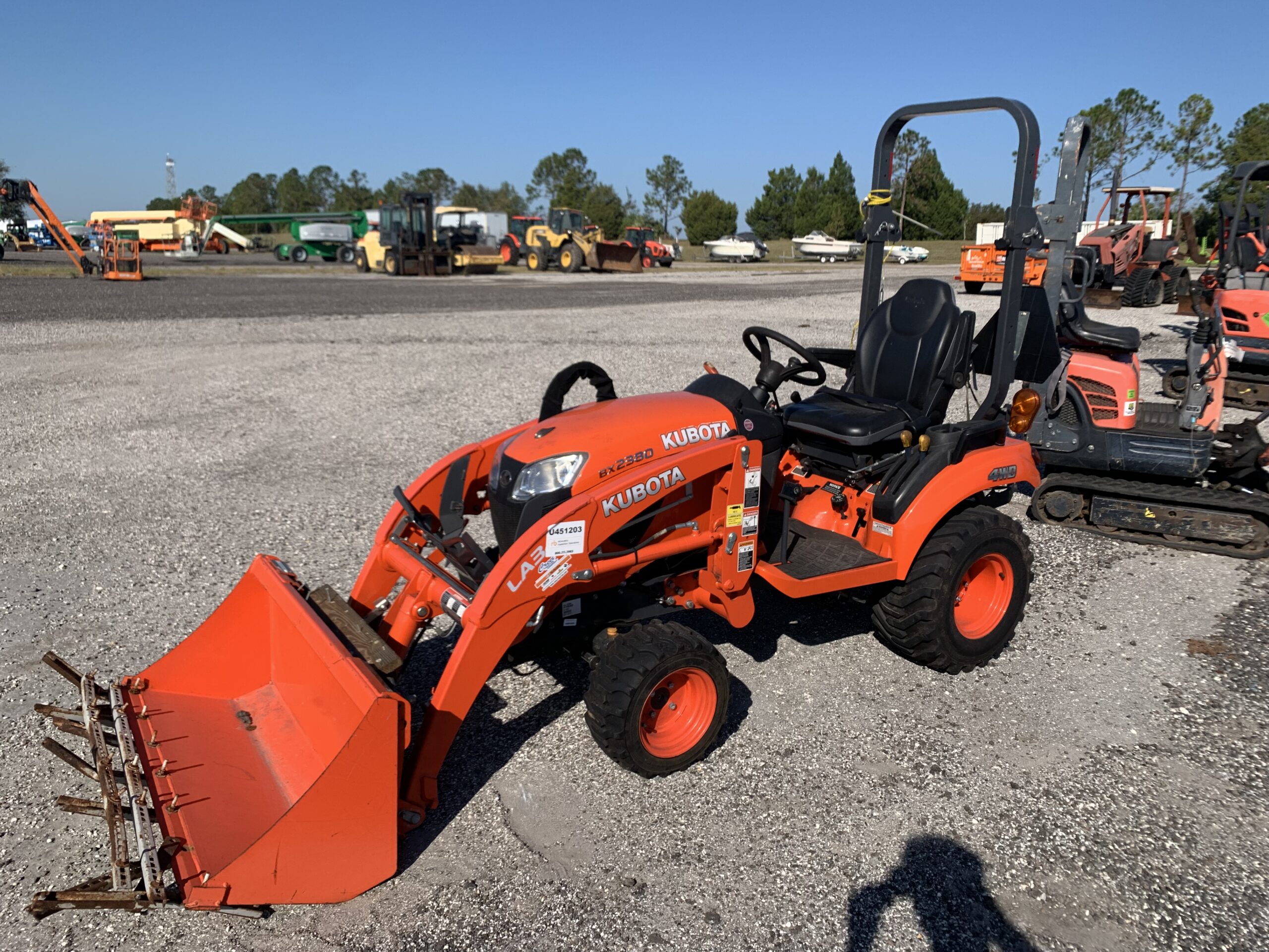 KUBOTA BX 2380 Auta z USA